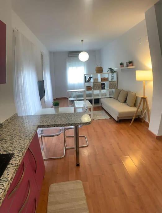 Apartamento Luminoso En Espartinas Totalmente Climatizado エクステリア 写真